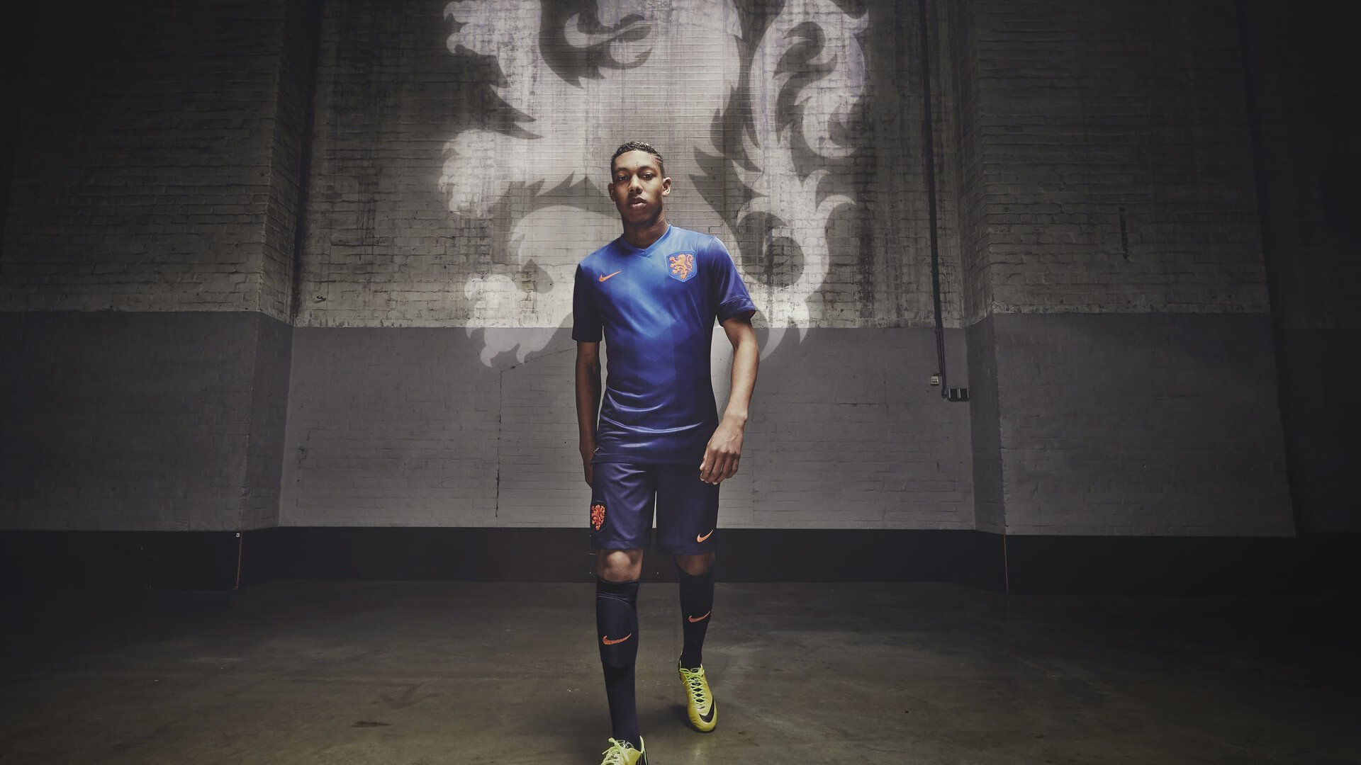 开云APP-美加墨世界杯之夜，福克斯连珠炮般得分，瞬间拉开比分差距